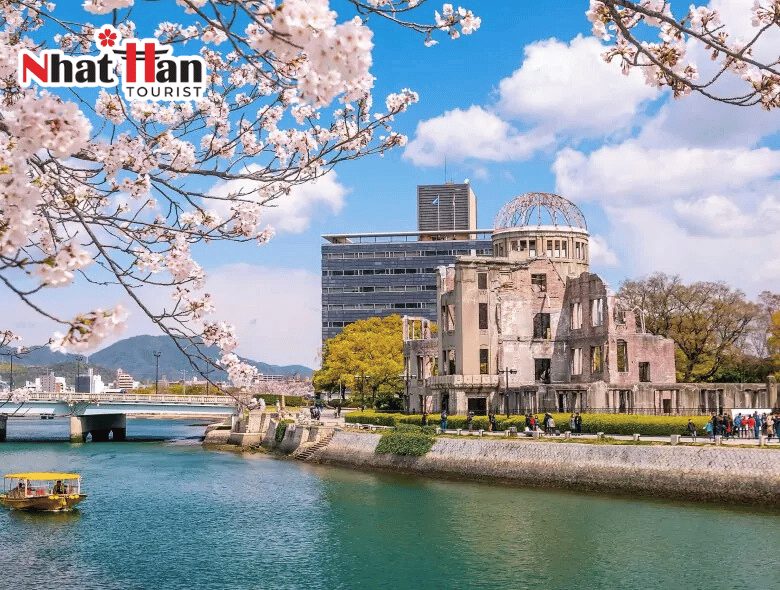 HIROSHIMA NÉT ĐẸP THANH BÌNH GIỮA SẮC HỒNG RỰC RỠ