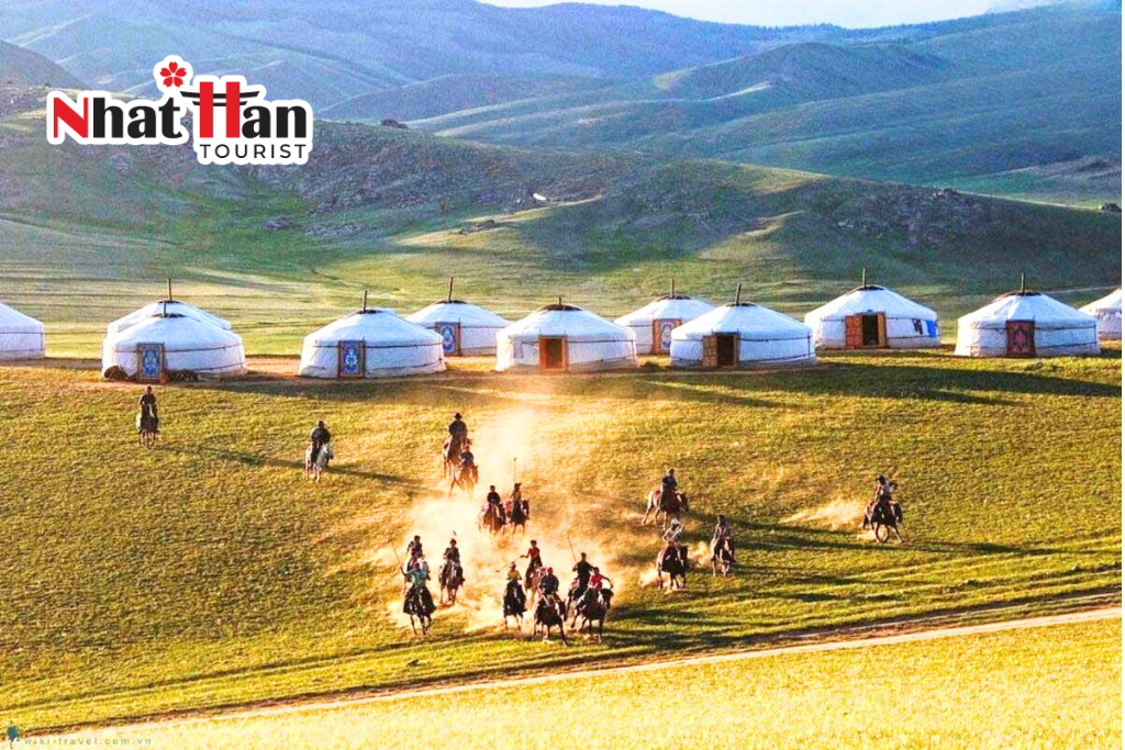 MÔNG CỔ - VÙNG ĐẤT CỦA BẦU TRỜI XANH    ULAANBAATAR – TERELJ NATIONAL PARK